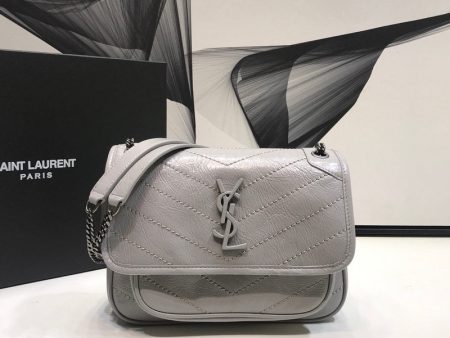 EH - Yves Saint Laurent Bags - 2435 For Sale